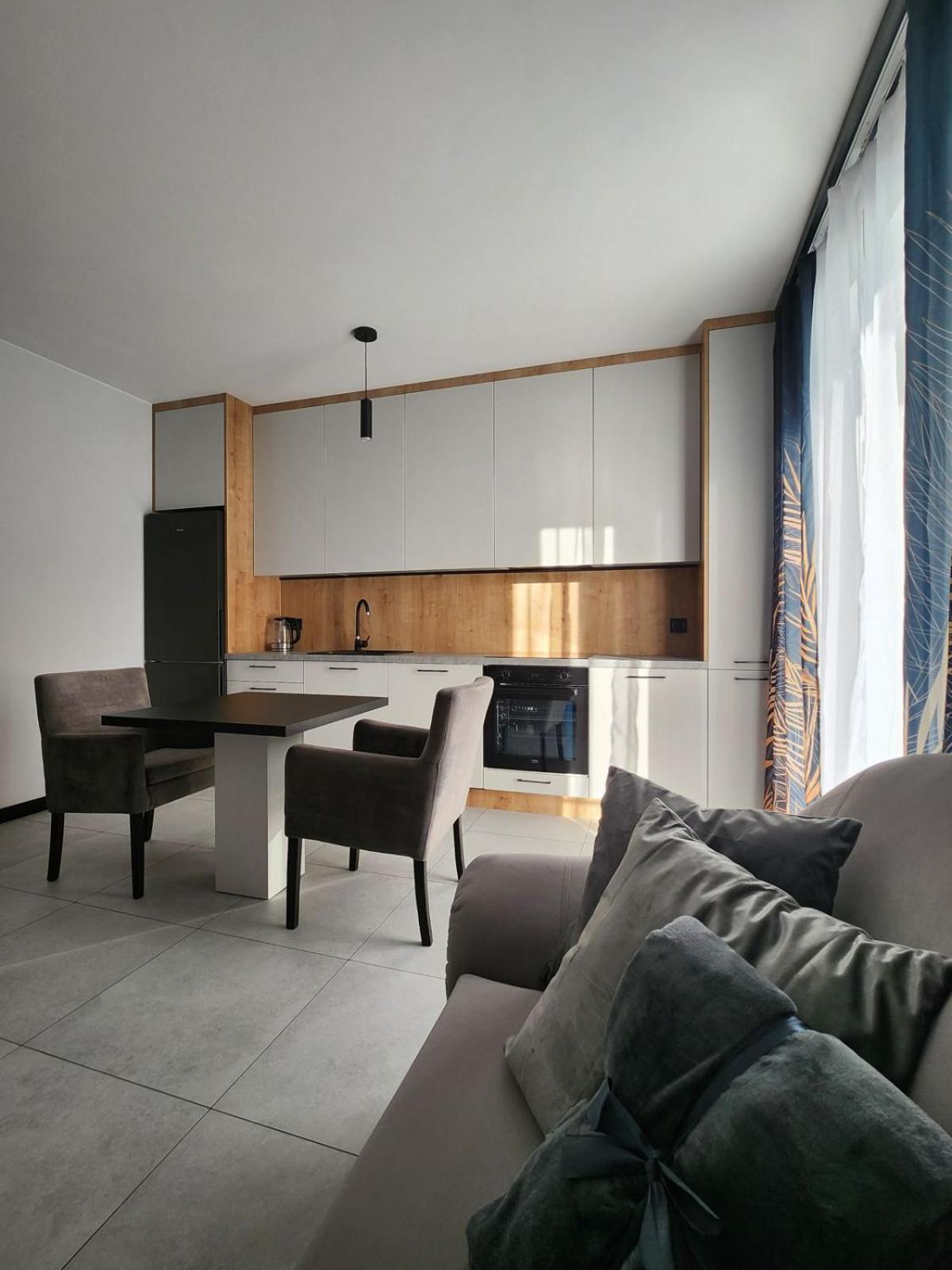 S Apartment